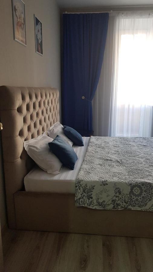 Трц Kostanay Plazaアパートメント エクステリア 写真